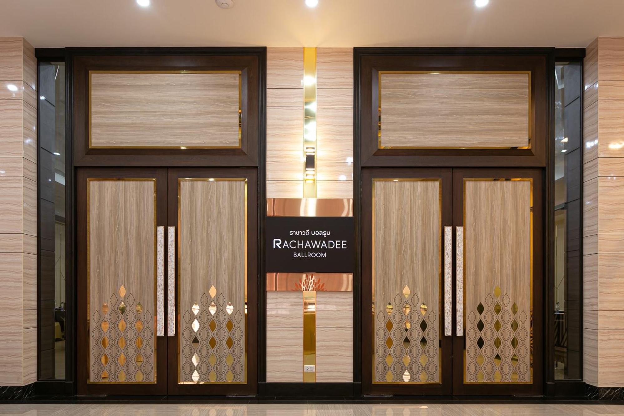 Grand Ratchapruek Hotel Пак-Крет Экстерьер фото